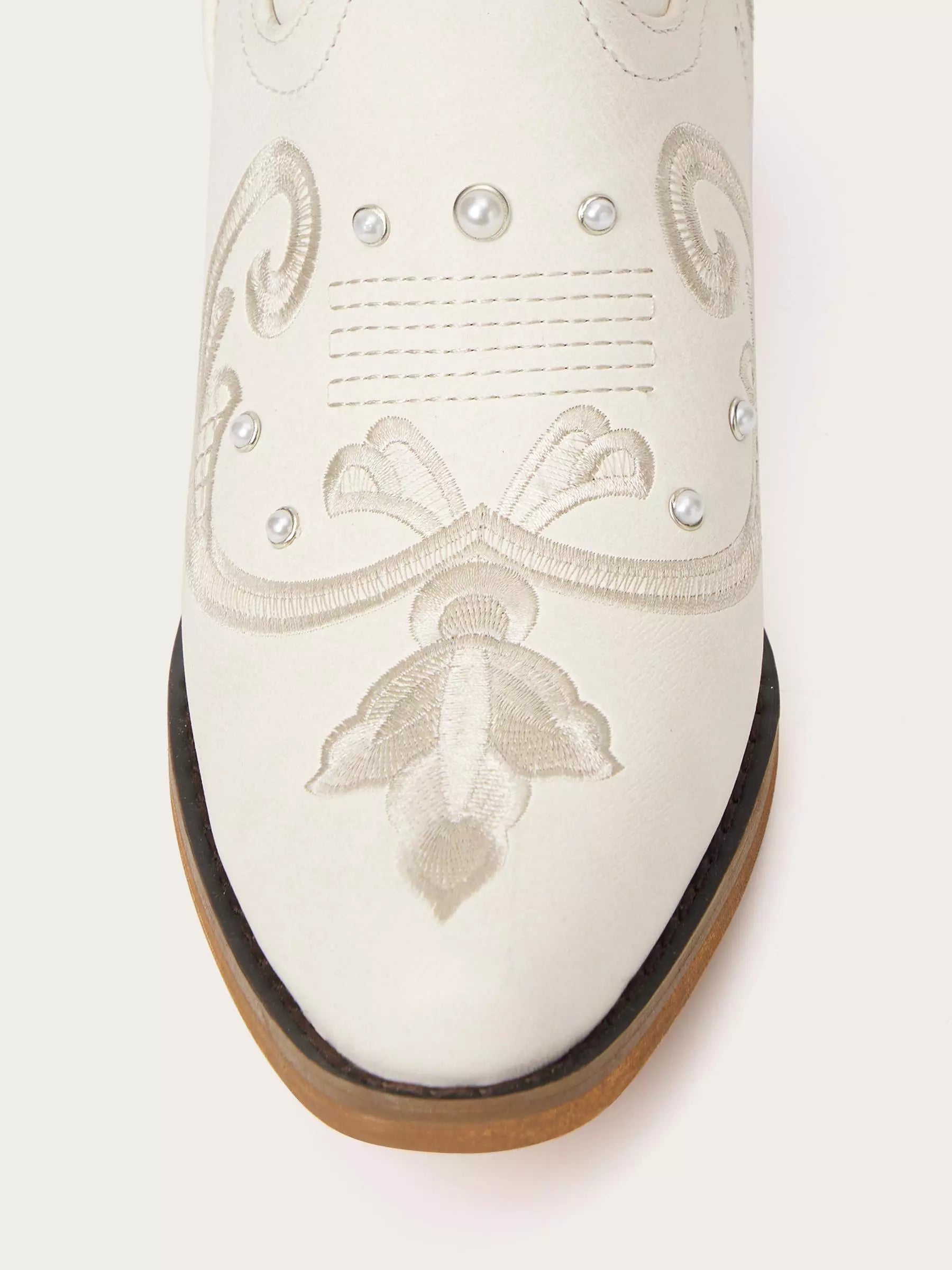 The Pearl Dream: Bridal White Western Boots with Pearl Studs & Embroidery